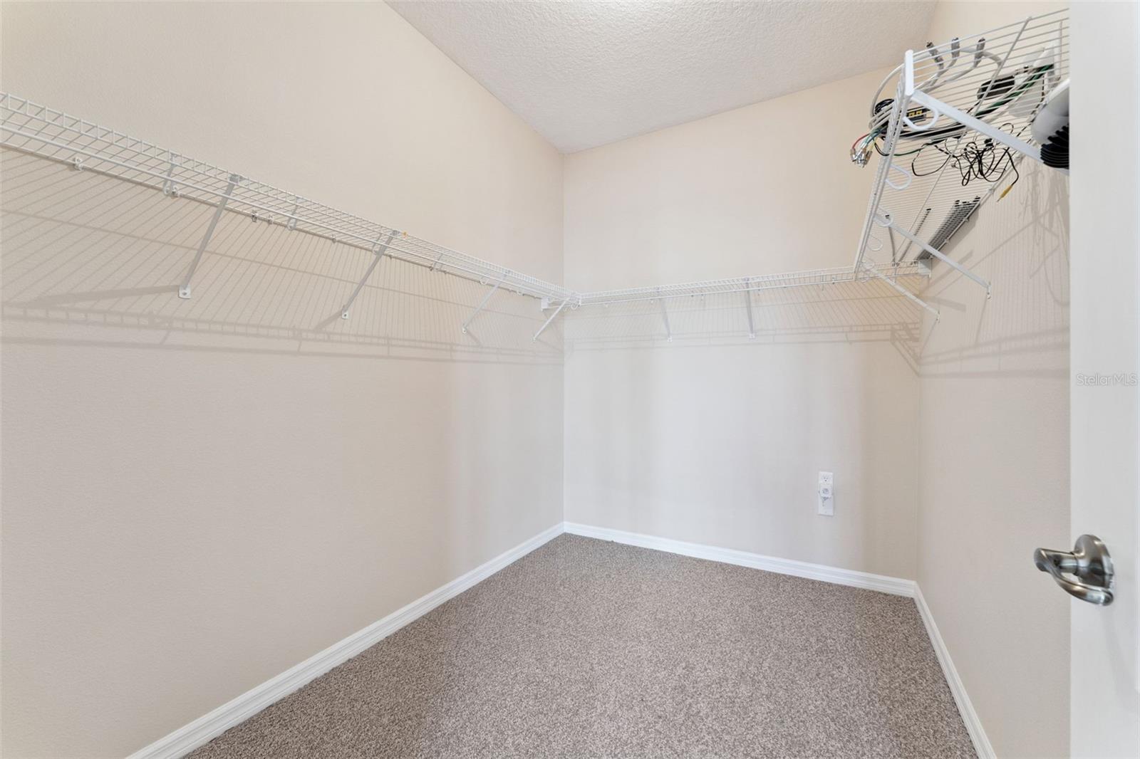 2942 SOUTHERN PINES LOOP, CLERMONT, FL, 34711