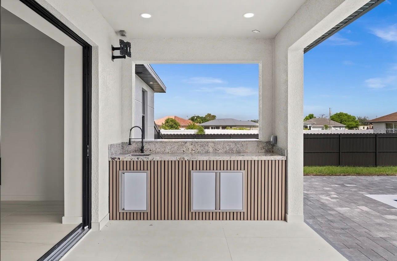 1805 NW 12TH ST, CAPE CORAL, FL, 33993