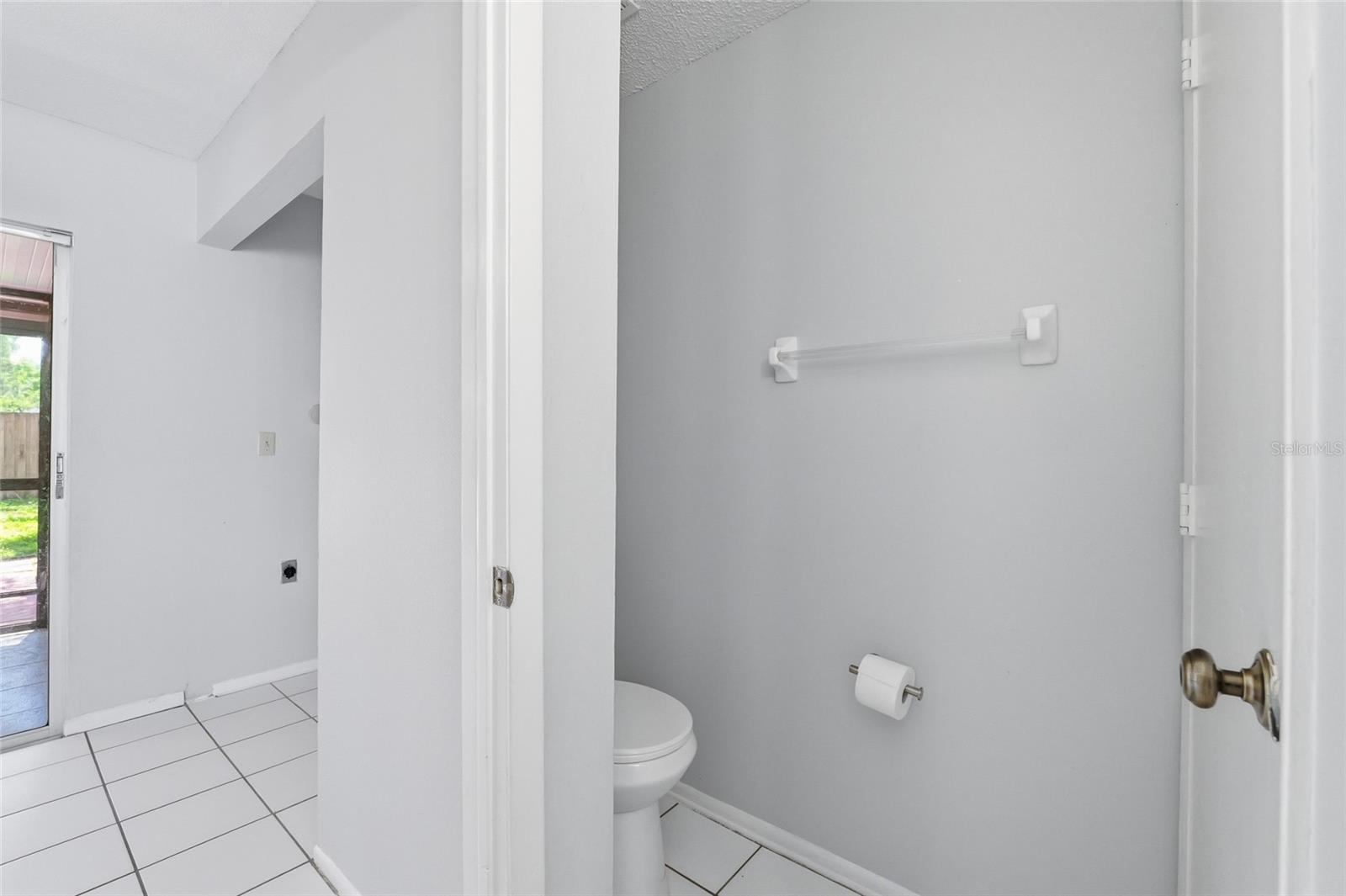 14021 VILLAGE TERRACE DR, TAMPA, FL, 33624