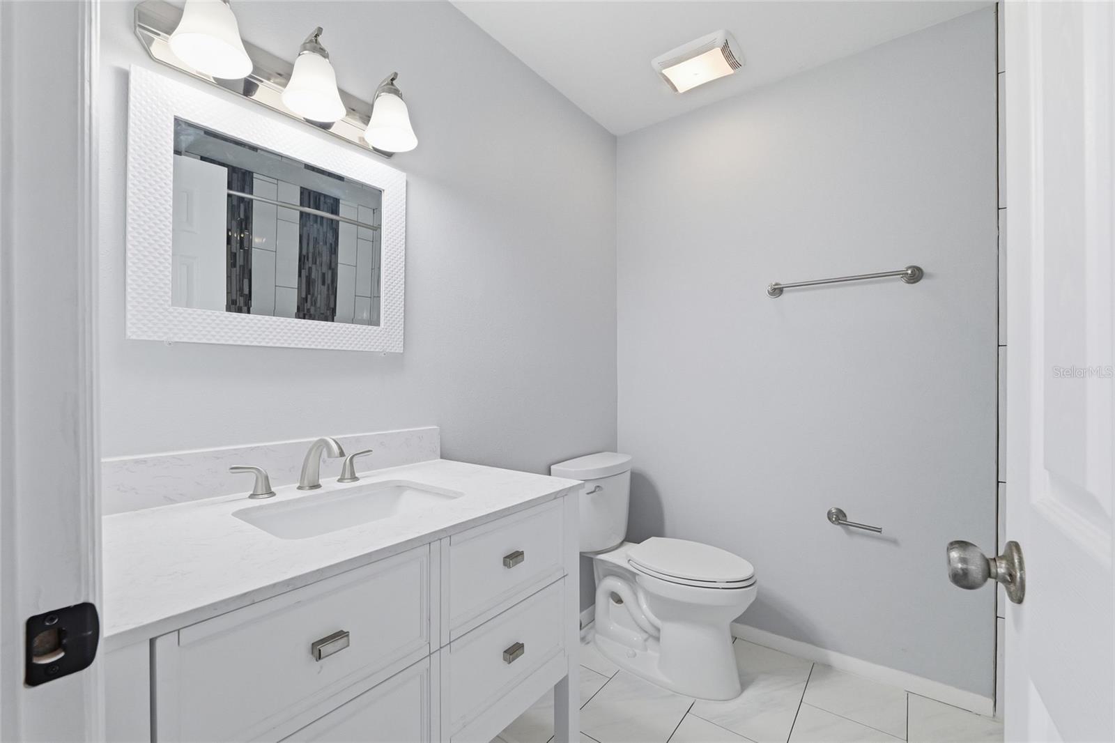 14021 VILLAGE TERRACE DR, TAMPA, FL, 33624