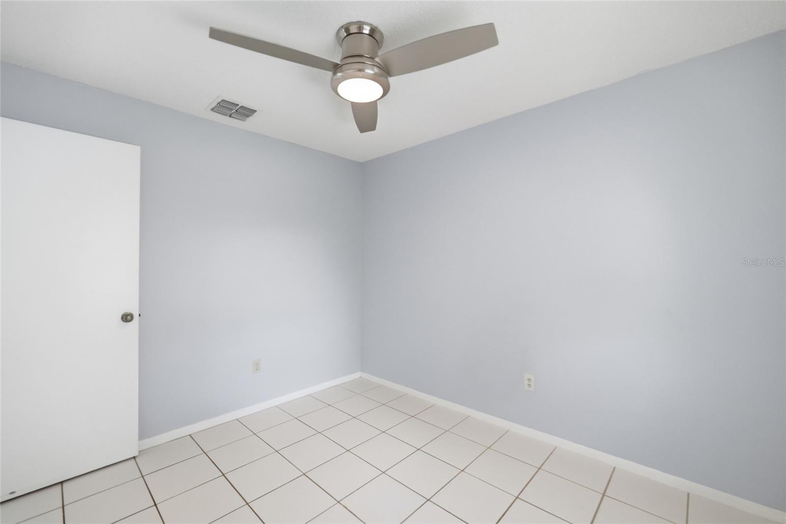 14021 VILLAGE TERRACE DR, TAMPA, FL, 33624