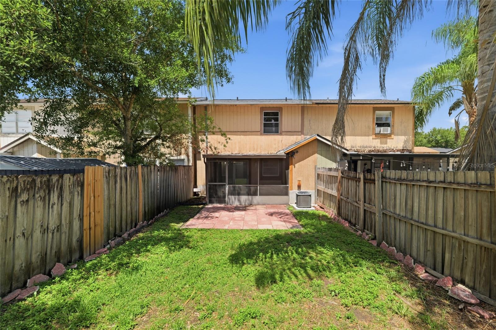 14021 VILLAGE TERRACE DR, TAMPA, FL, 33624
