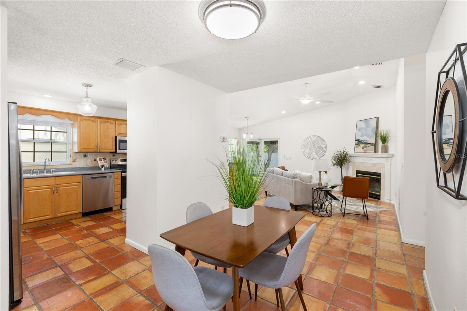 2908 W BALLAST POINT BLVD, TAMPA, FL, 33611