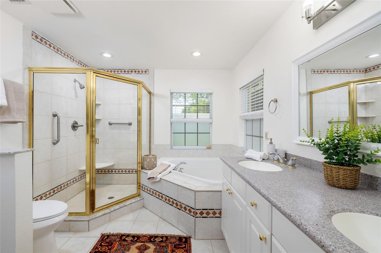 2908 W BALLAST POINT BLVD, TAMPA, FL, 33611