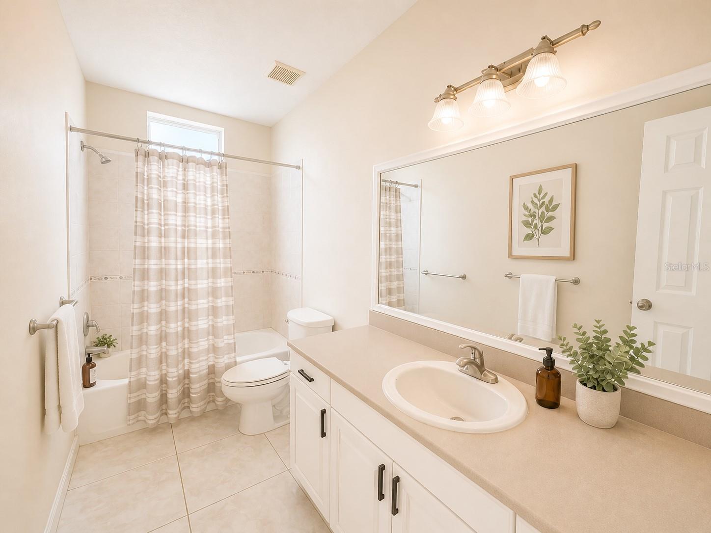 11052 LYNN LAKE CIR, TAMPA, FL, 33625