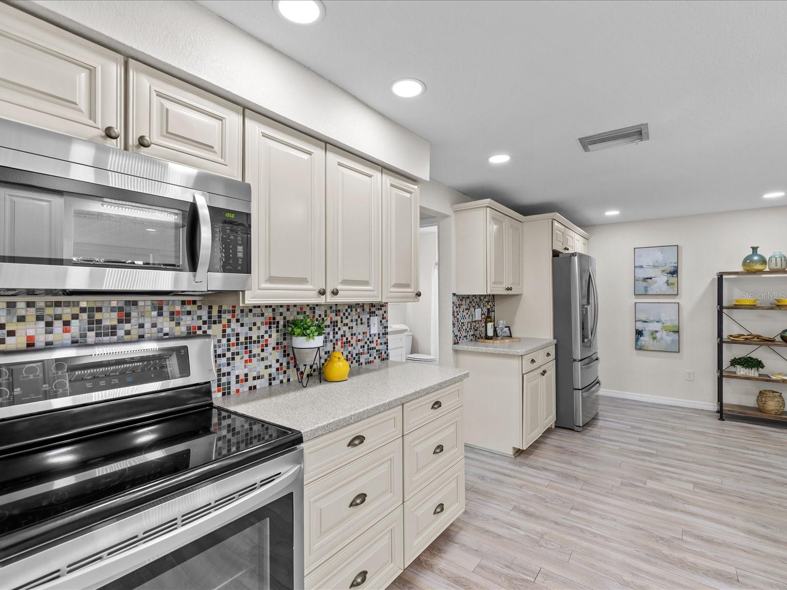 150 SUNCREST DR, SAFETY HARBOR, FL, 34695