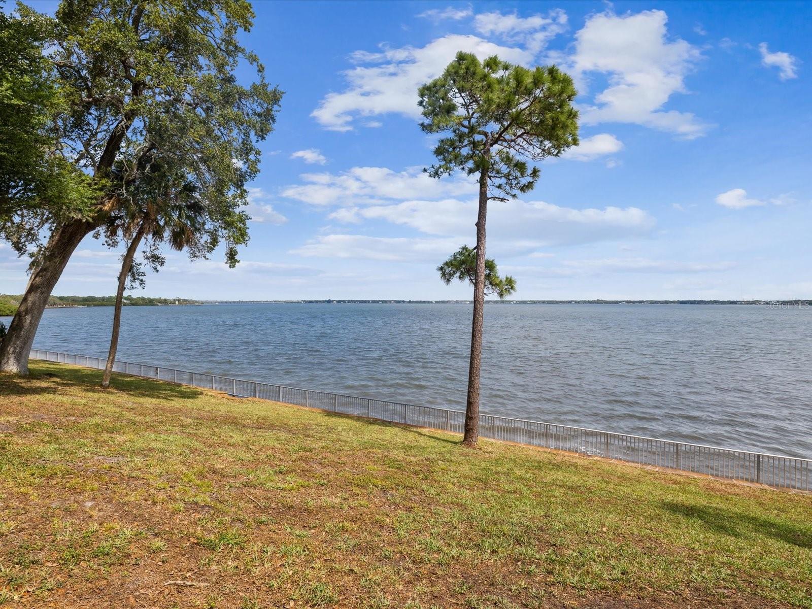 150 SUNCREST DR, SAFETY HARBOR, FL, 34695