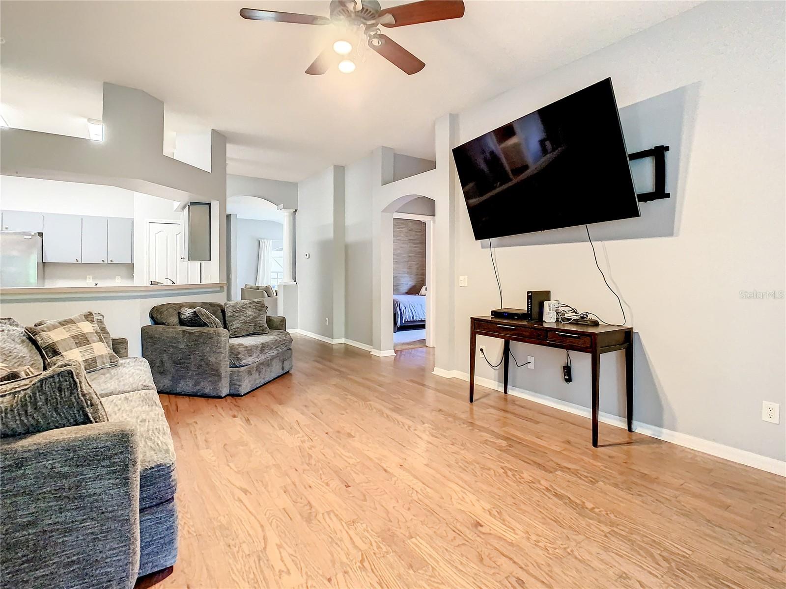 1407 TRAIL BOSS LN, BRANDON, FL, 33511