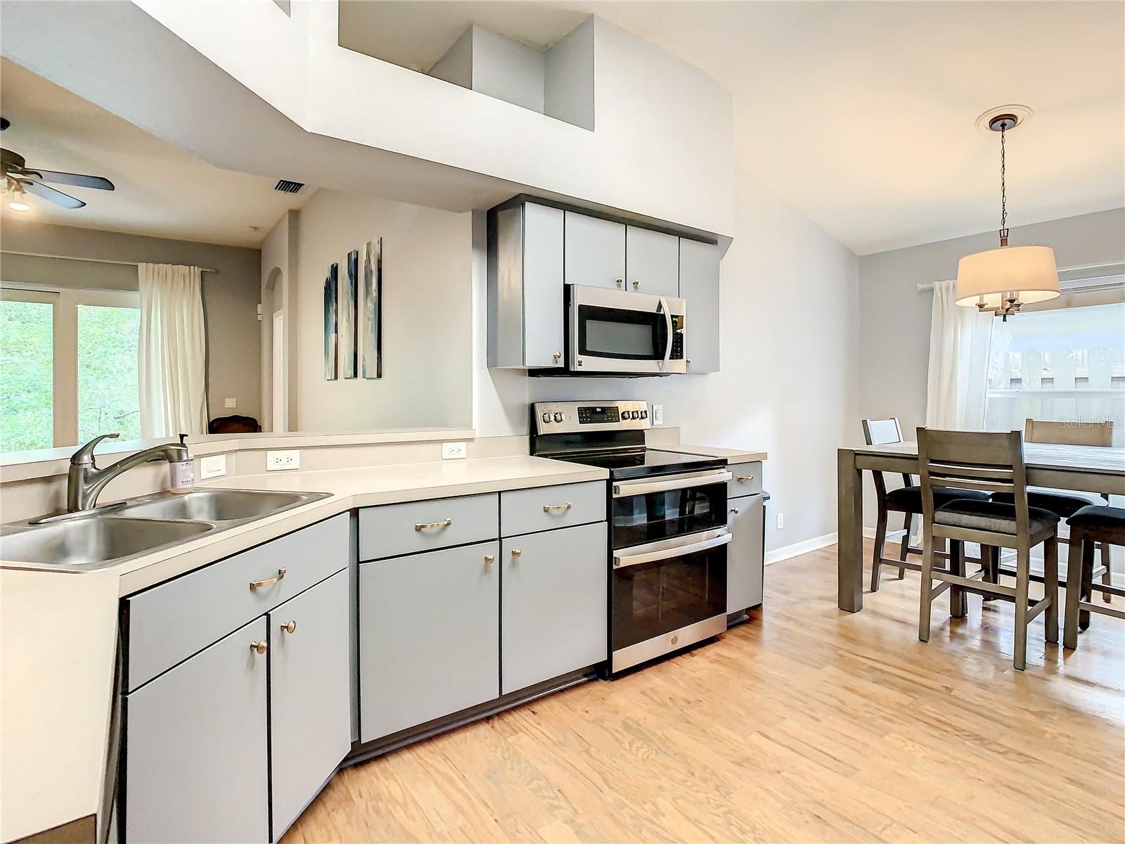 1407 TRAIL BOSS LN, BRANDON, FL, 33511