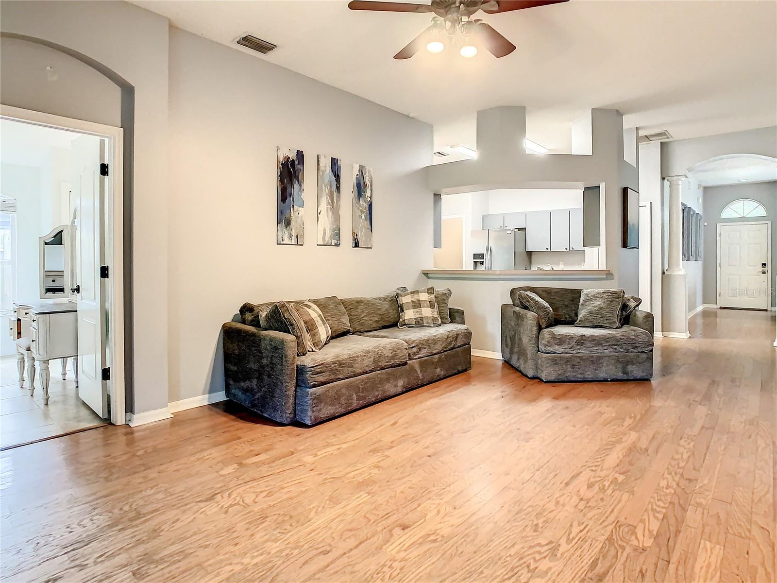 1407 TRAIL BOSS LN, BRANDON, FL, 33511