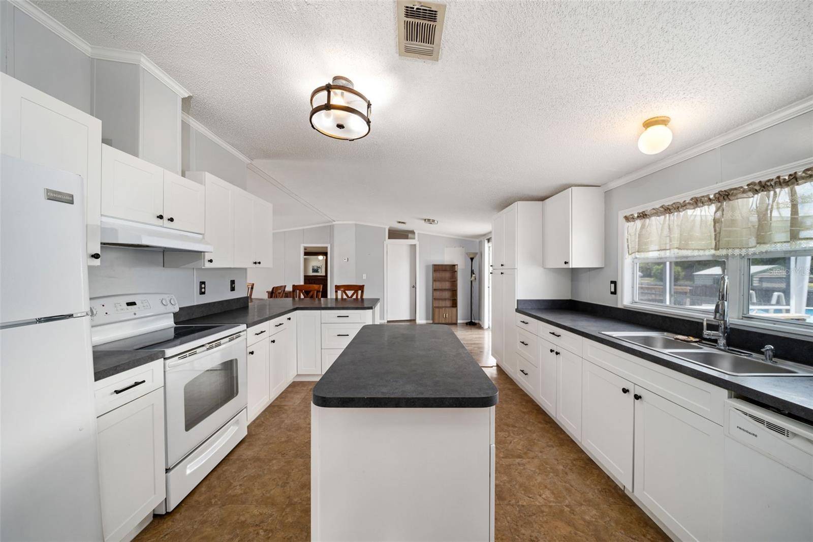 10407 GOSHAWK DR, RIVERVIEW, FL, 33578