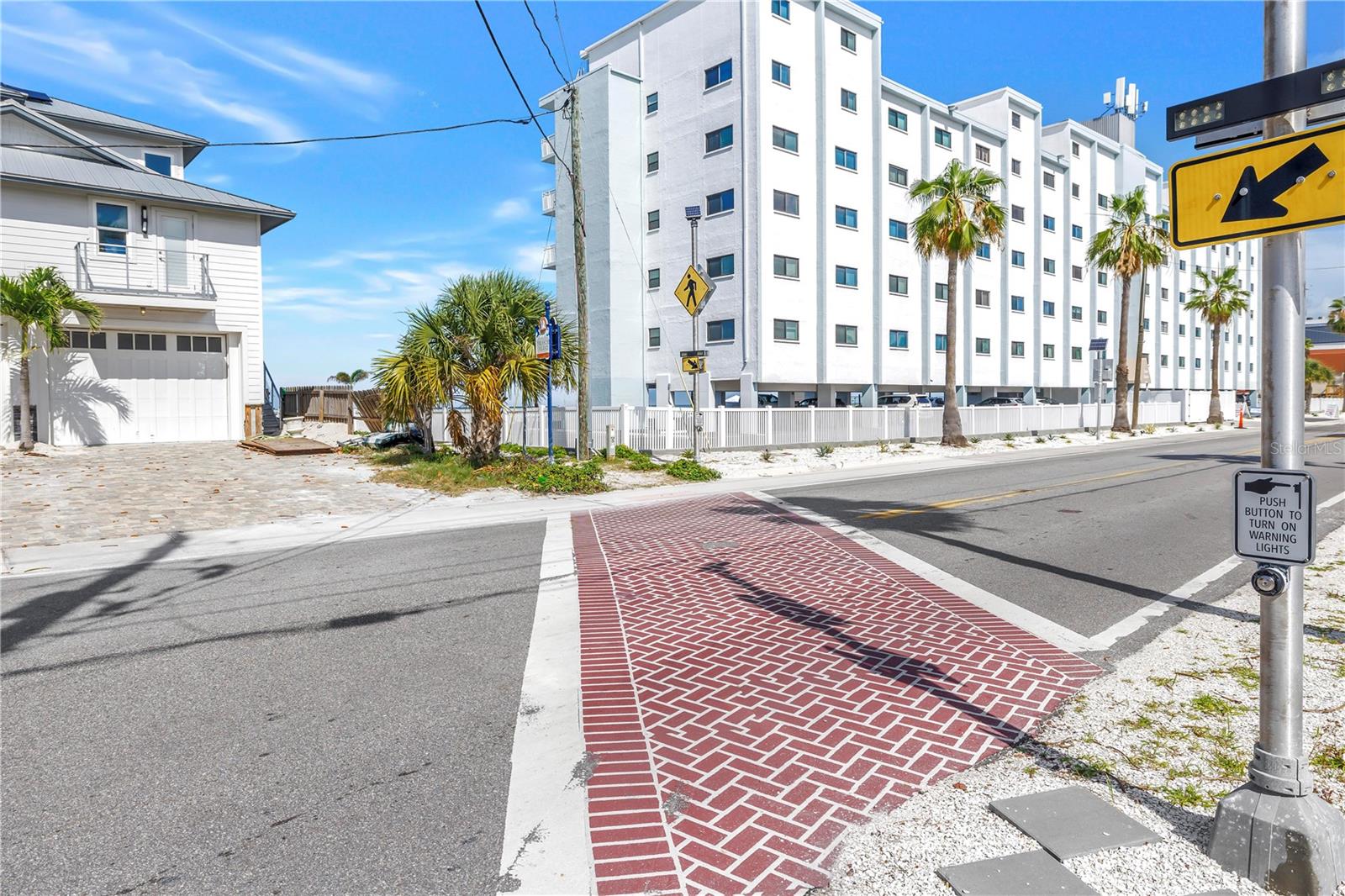 8475 W GULF BLVD #20, TREASURE ISLAND, FL, 33706