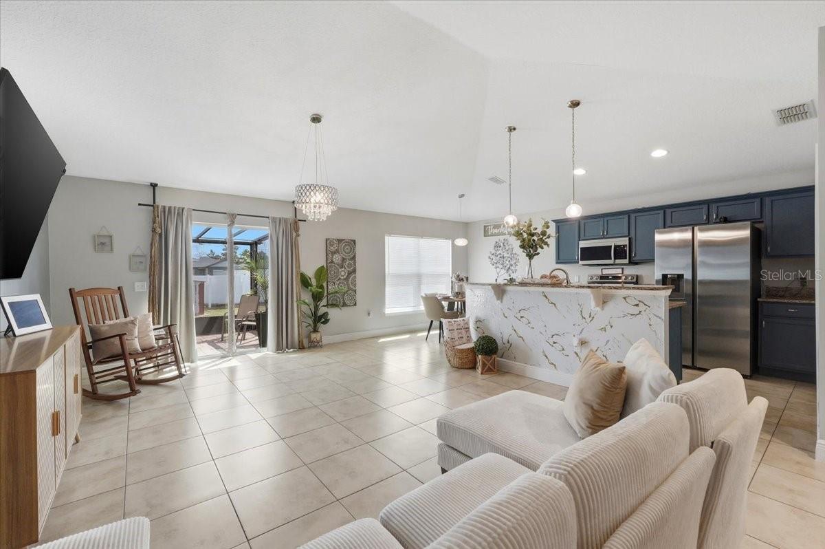111 MAPLE DR, POINCIANA, FL, 34759