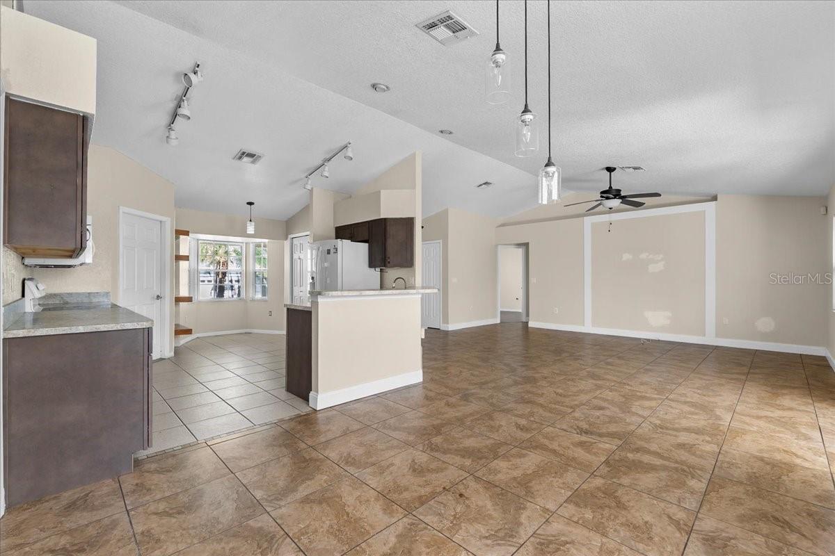 307 STERLING DR, WINTER HAVEN, FL, 33884