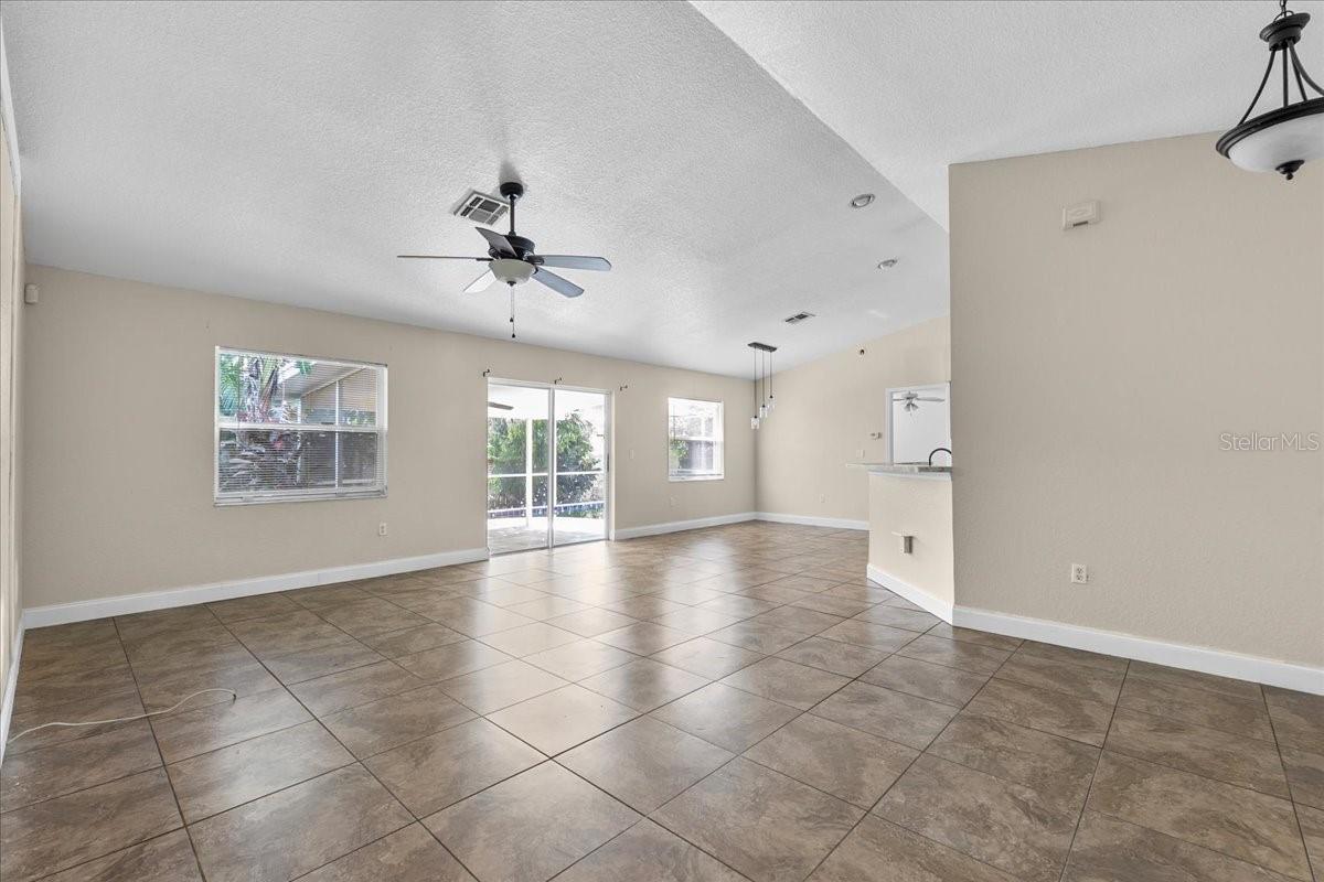 307 STERLING DR, WINTER HAVEN, FL, 33884