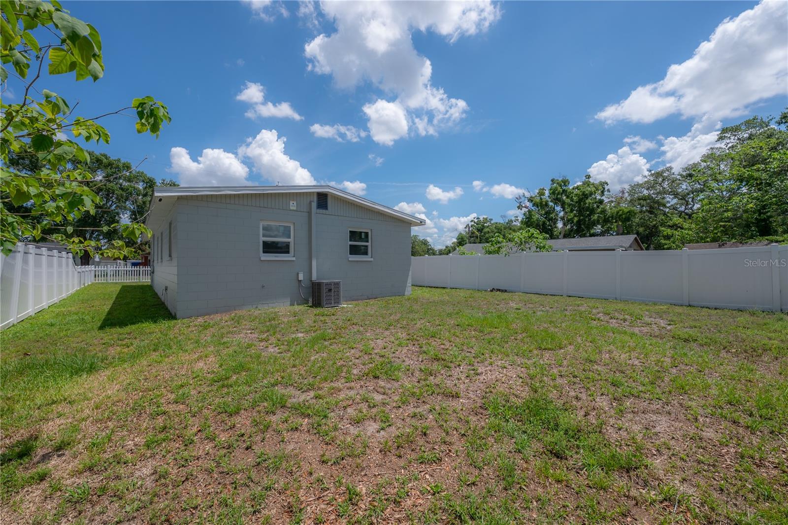 3501 E MCBERRY ST, TAMPA, FL, 33610