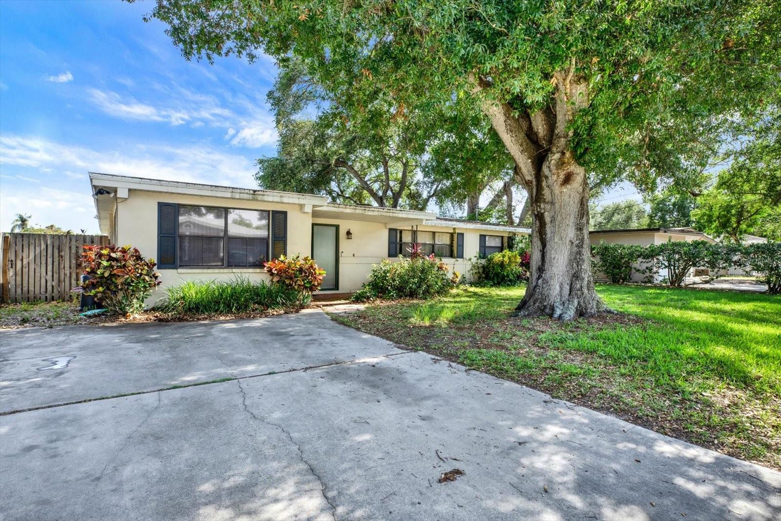 2215 CURTIS DR S, CLEARWATER, FL, 33764