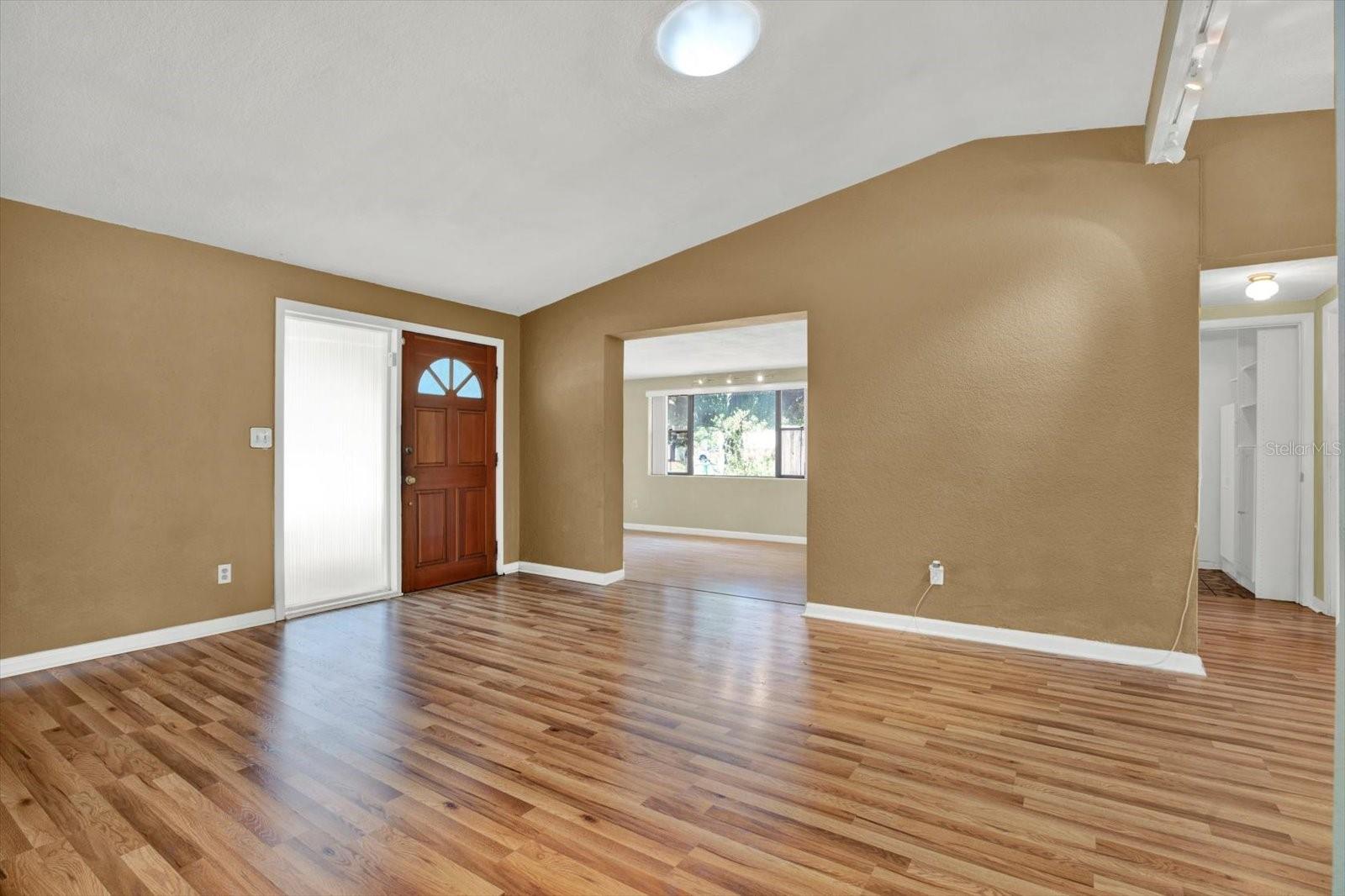 2215 CURTIS DR S, CLEARWATER, FL, 33764