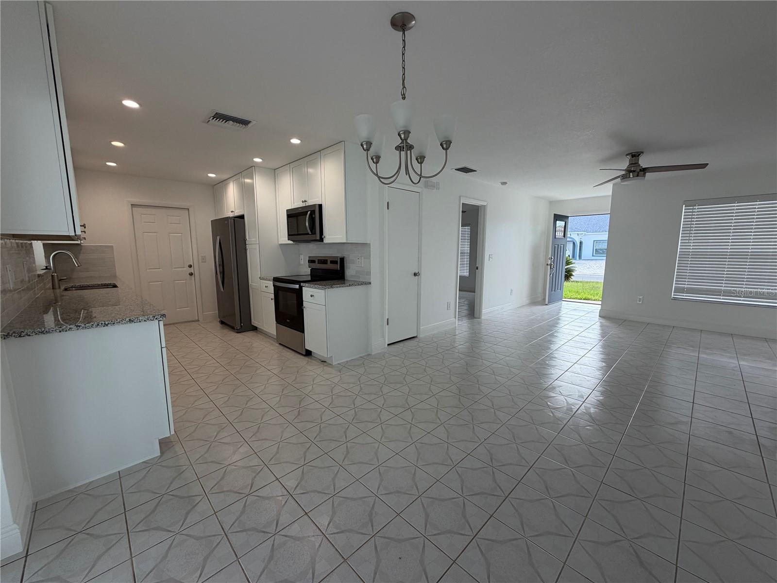 808 BALSAMWOOD LN, KISSIMMEE, FL, 34743