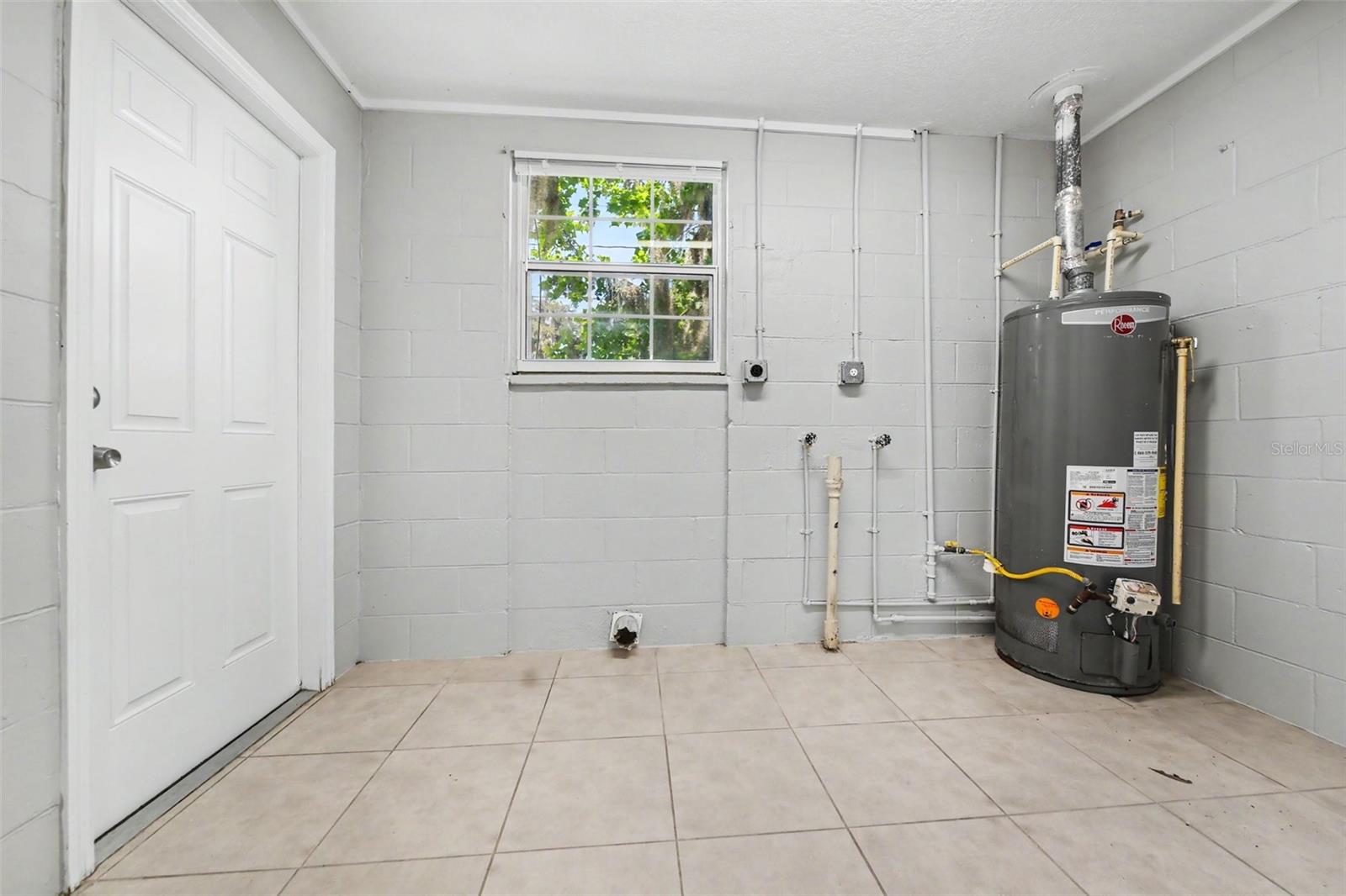 1109 INLAND ST, LEESBURG, FL, 34748