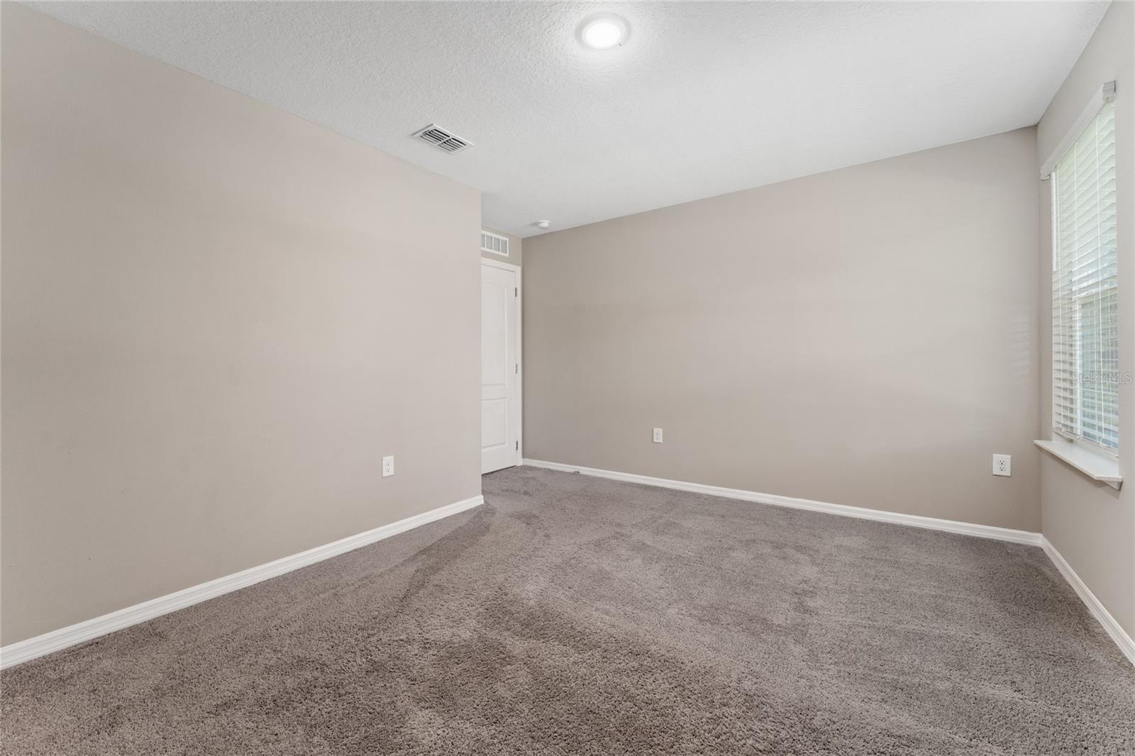 4331 WAYNE RD, FRUITLAND PARK, FL, 34731