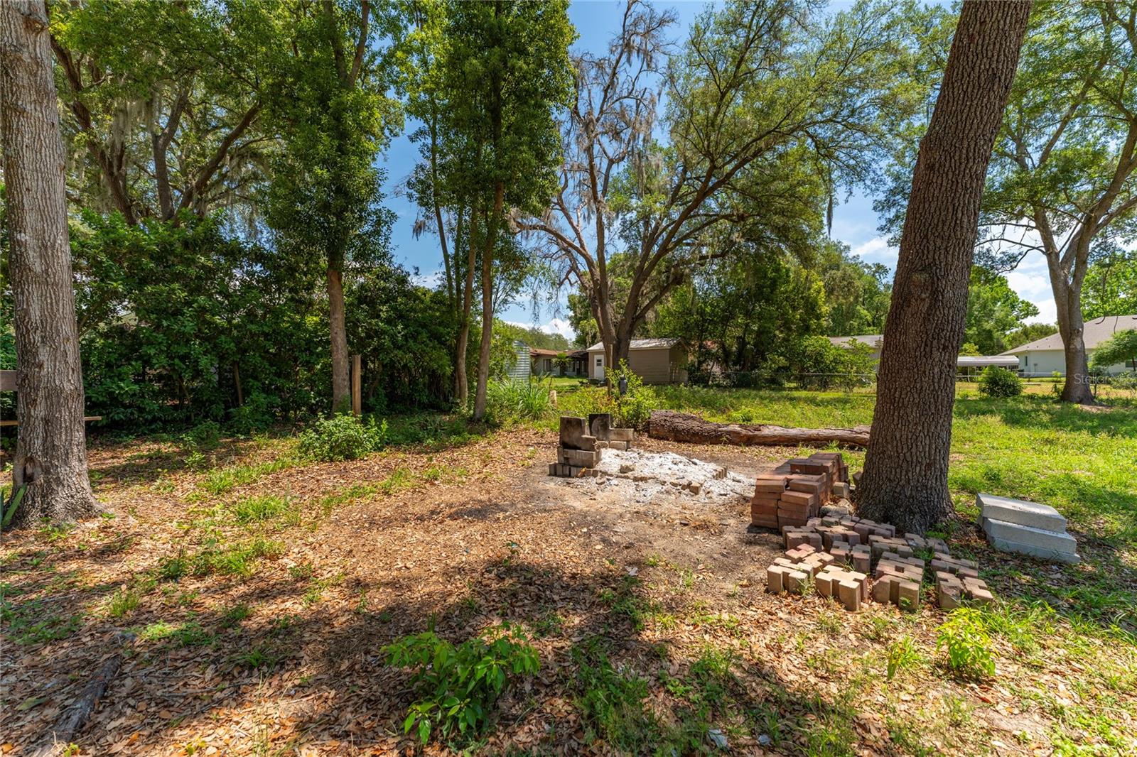 4331 WAYNE RD, FRUITLAND PARK, FL, 34731