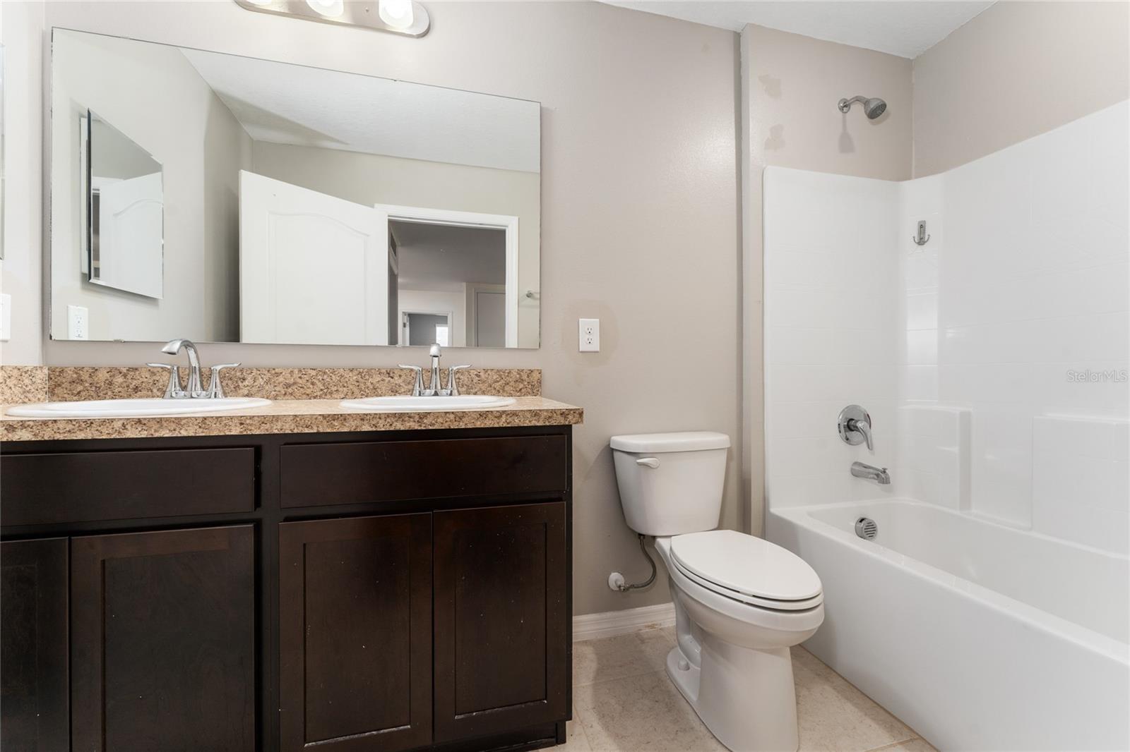 4331 WAYNE RD, FRUITLAND PARK, FL, 34731