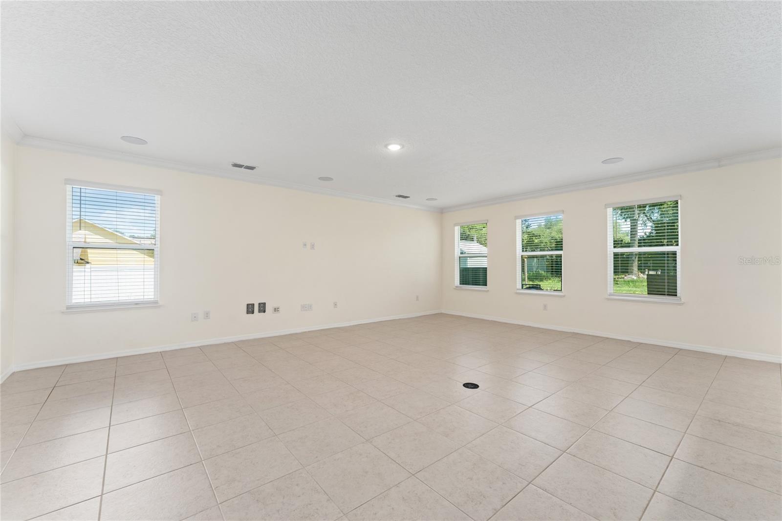 4331 WAYNE RD, FRUITLAND PARK, FL, 34731