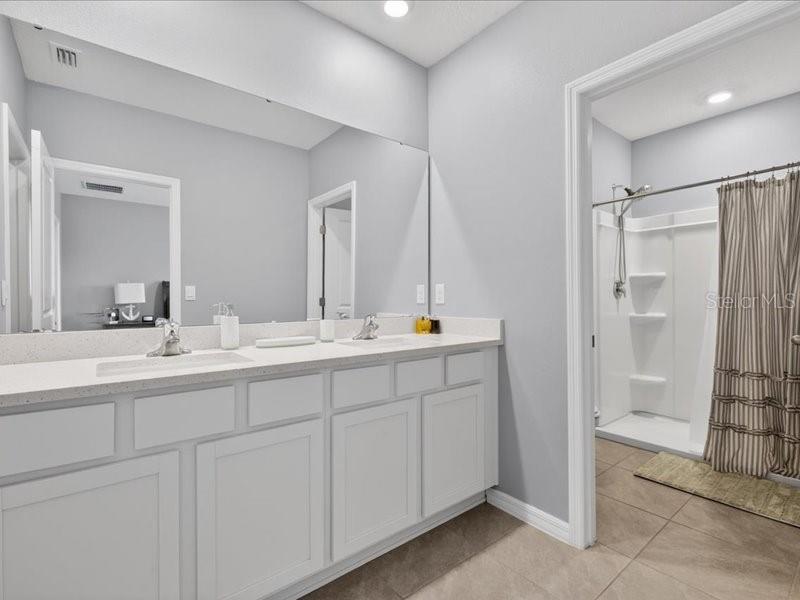 416 MANGROVE SHADE CIR, APOLLO BEACH, FL, 33572