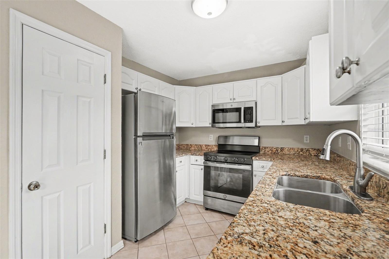 1915 E MCBERRY ST, TAMPA, FL, 33610