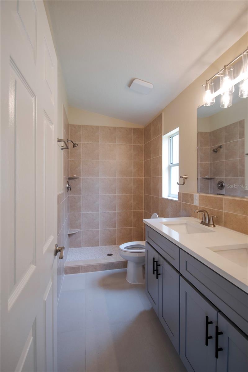 17109 WOODCREST WAY, CLERMONT, FL, 34714