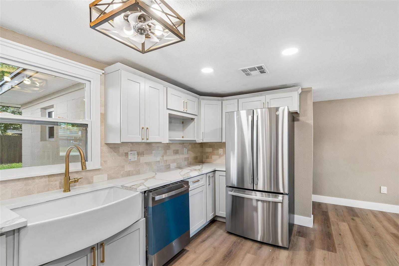 5700 65TH AVE N, PINELLAS PARK, FL, 33781