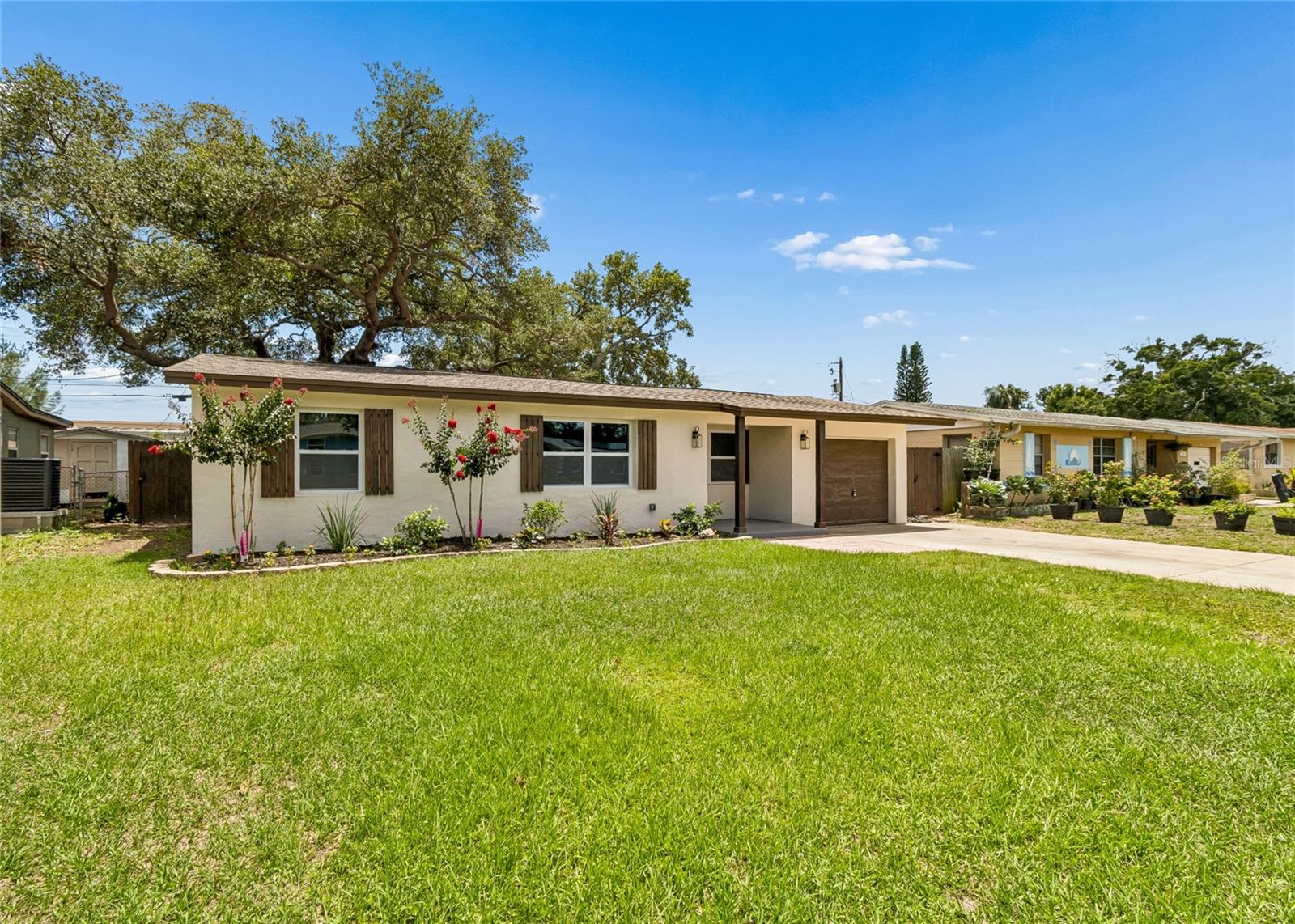 5700 65TH AVE N, PINELLAS PARK, FL, 33781