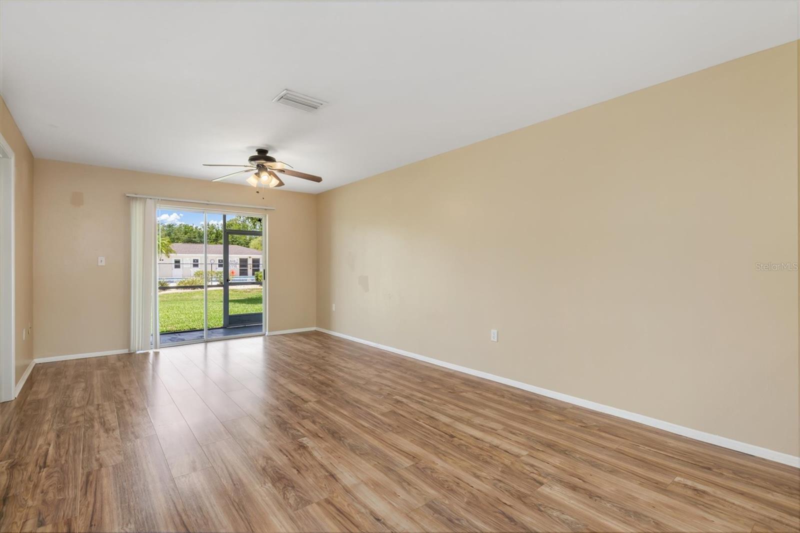 12538 SW KINGSWAY CIR #301, LAKE SUZY, FL, 34269