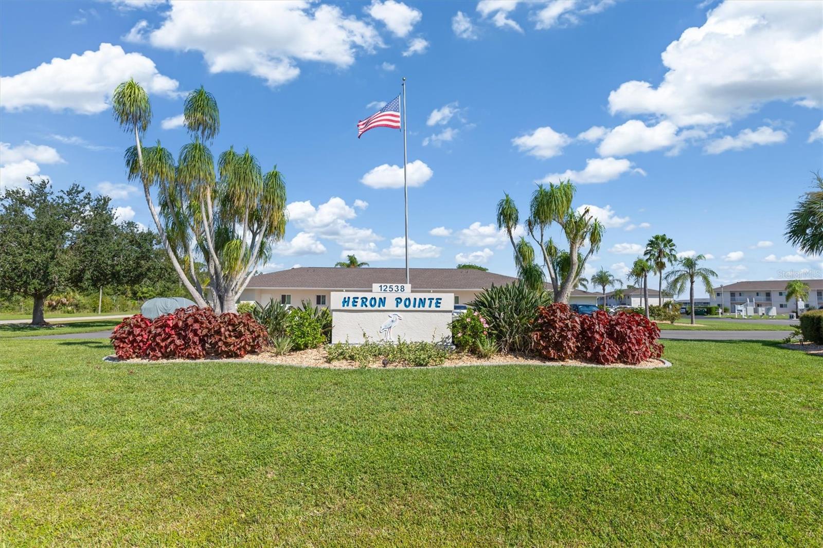 12538 SW KINGSWAY CIR #301, LAKE SUZY, FL, 34269