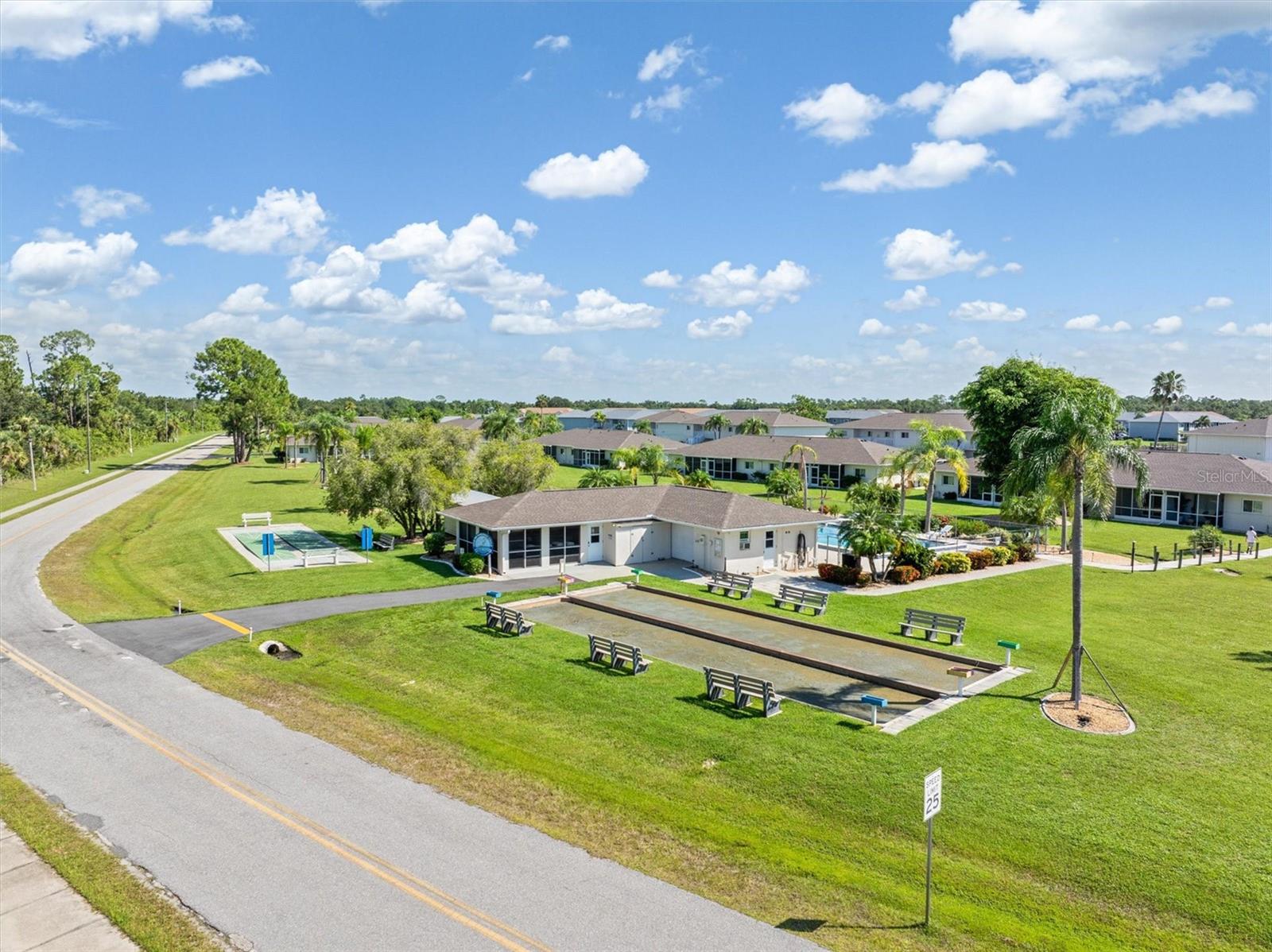 12538 SW KINGSWAY CIR #301, LAKE SUZY, FL, 34269