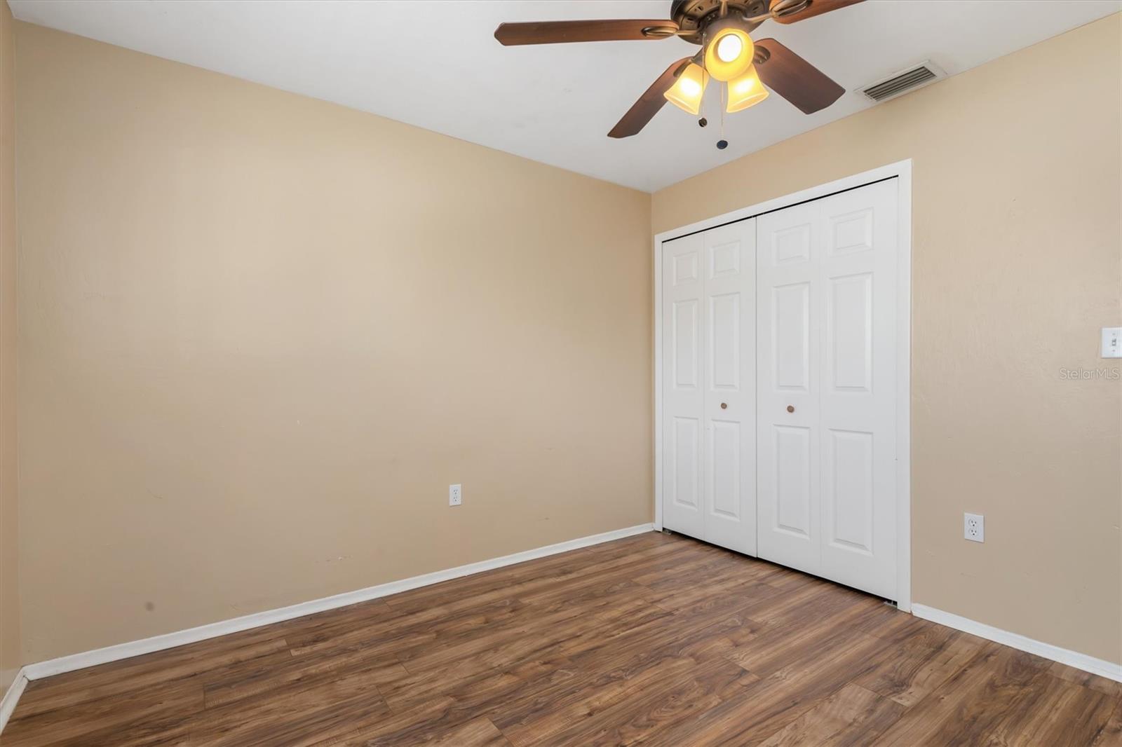 12538 SW KINGSWAY CIR #301, LAKE SUZY, FL, 34269