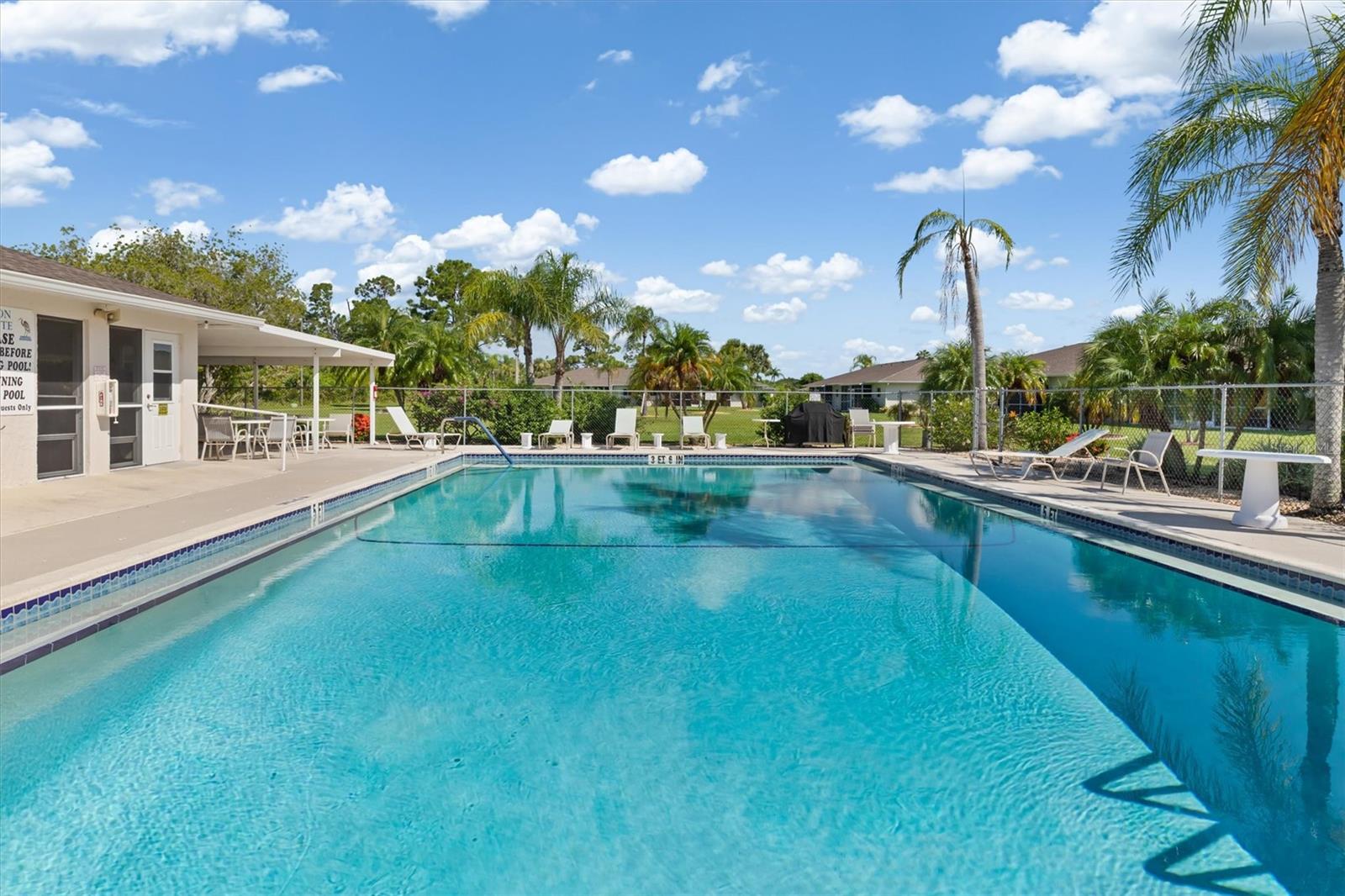 12538 SW KINGSWAY CIR #301, LAKE SUZY, FL, 34269