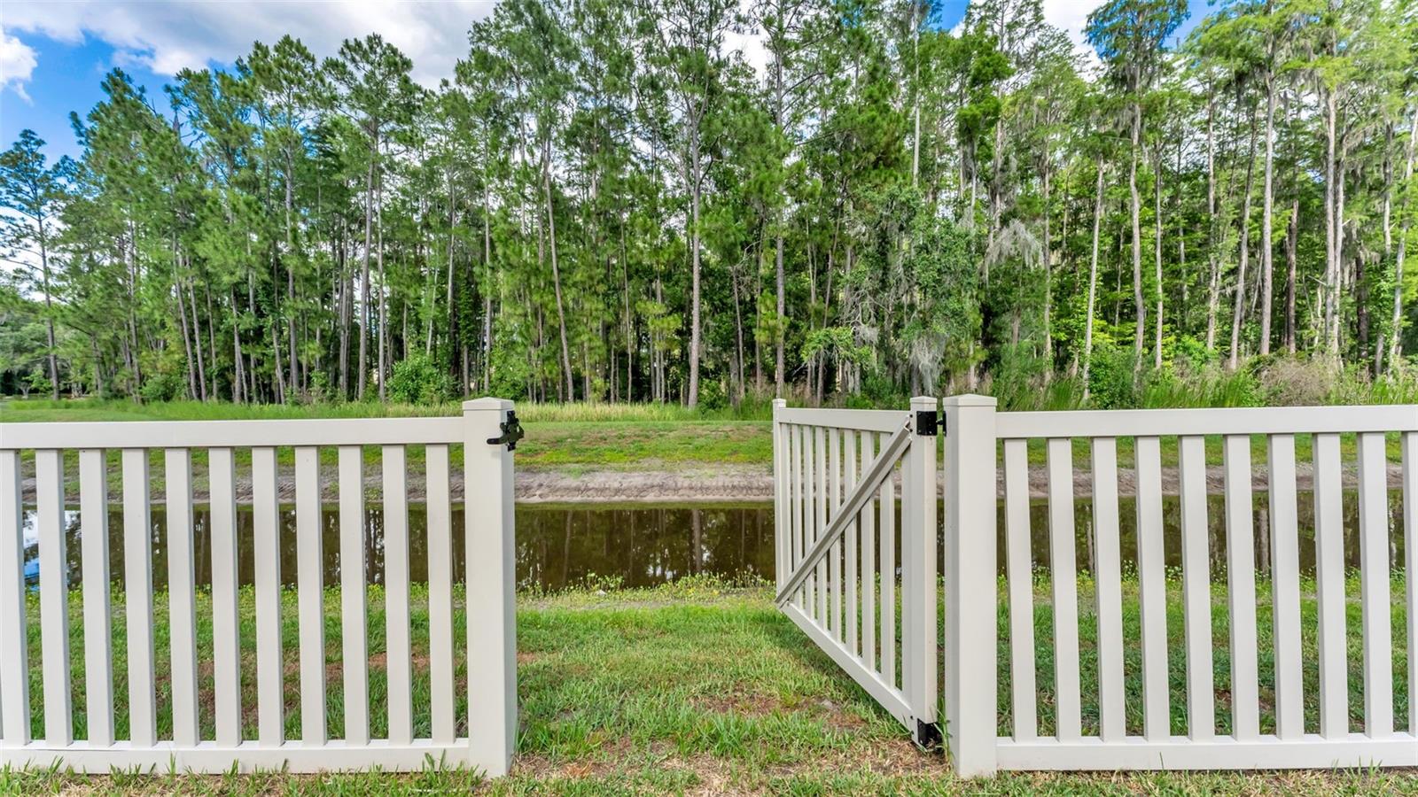 2063 OLD PASTURE LN, LAKELAND, FL, 33801