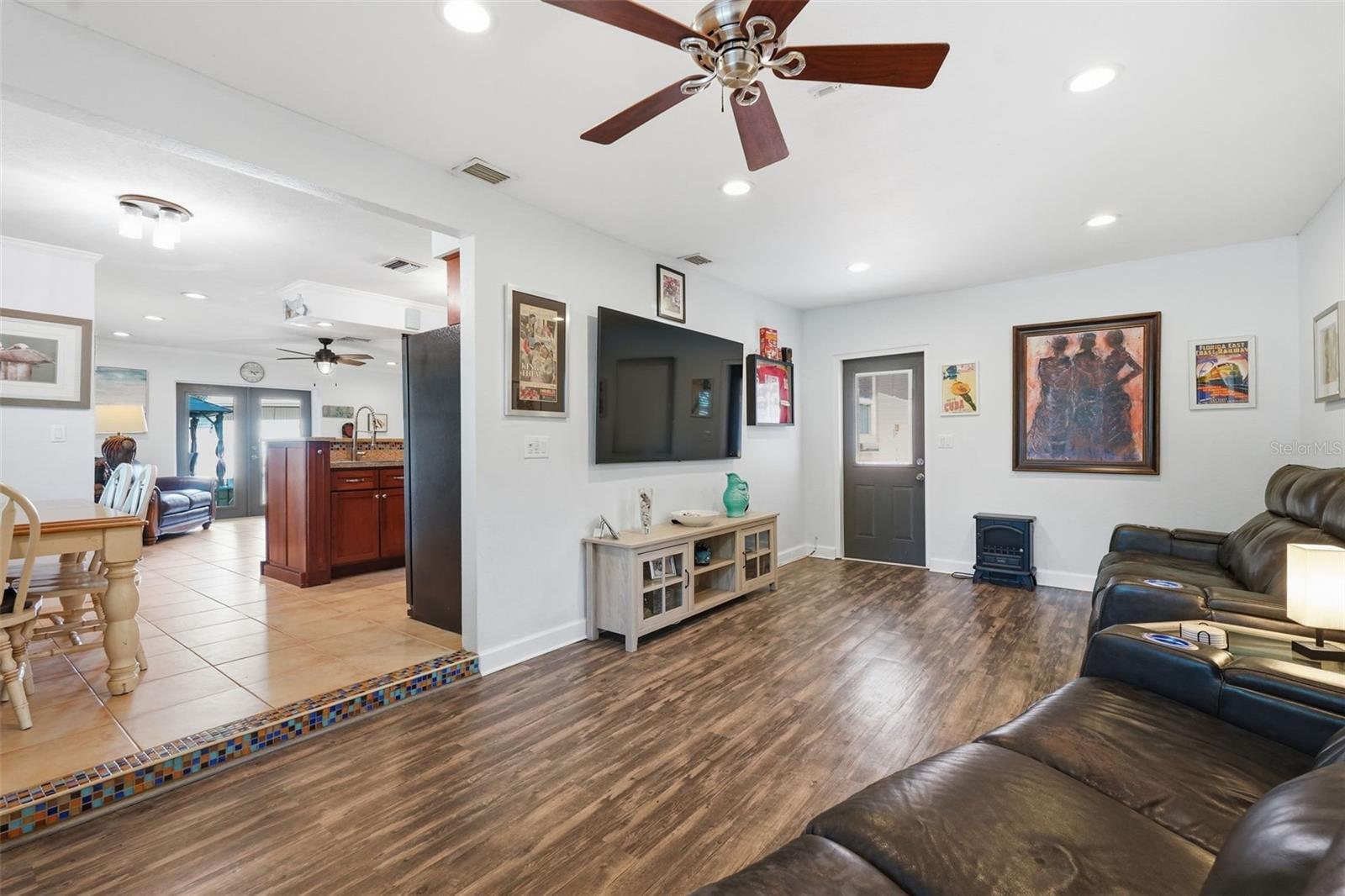 961 LEXINGTON DR, DUNEDIN, FL, 34698