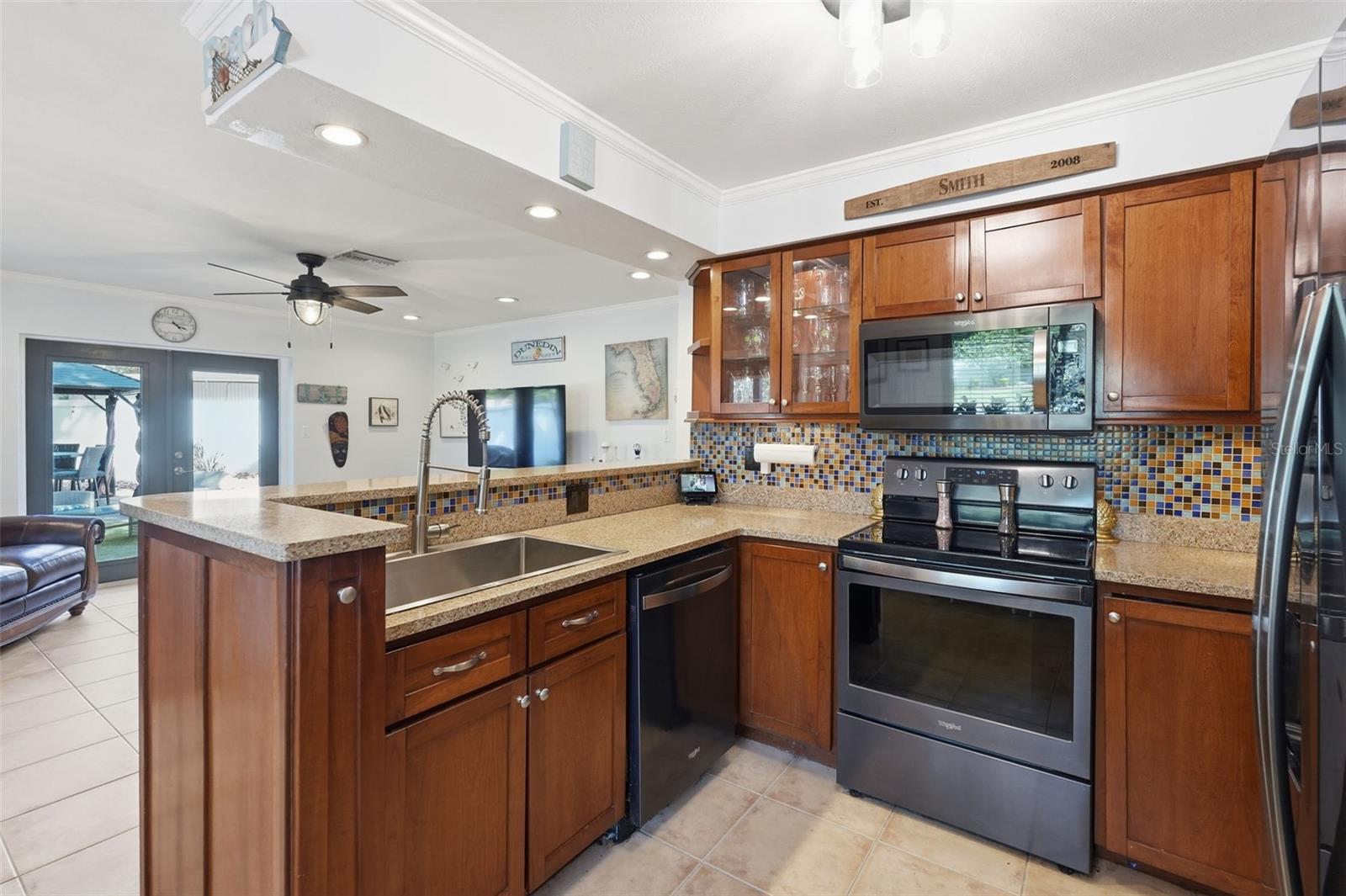 961 LEXINGTON DR, DUNEDIN, FL, 34698