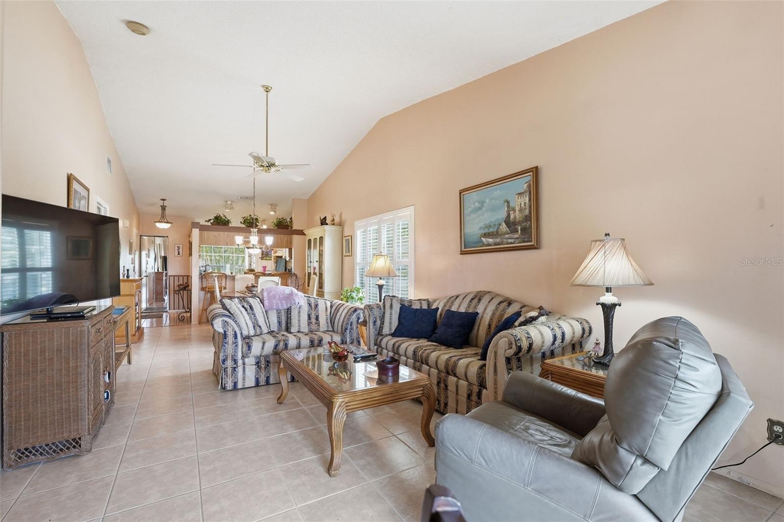 561 LAGUNA VISTA CT, LARGO, FL, 33771