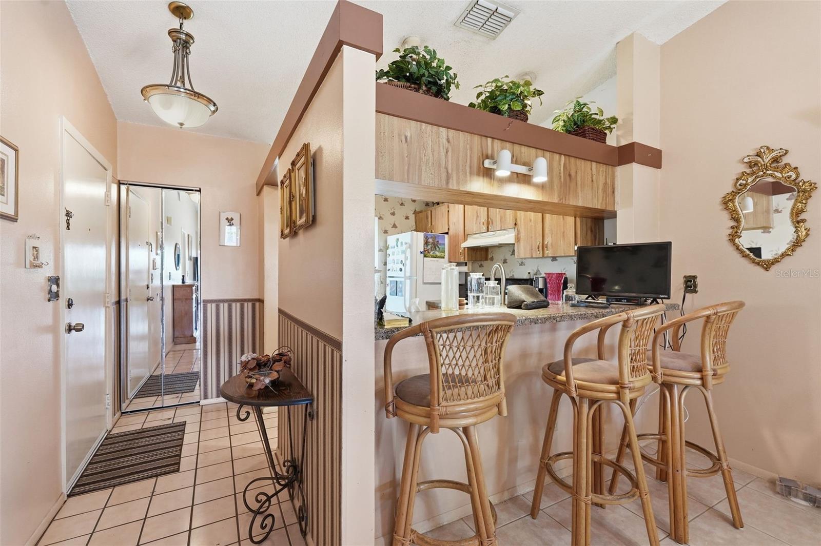 561 LAGUNA VISTA CT, LARGO, FL, 33771
