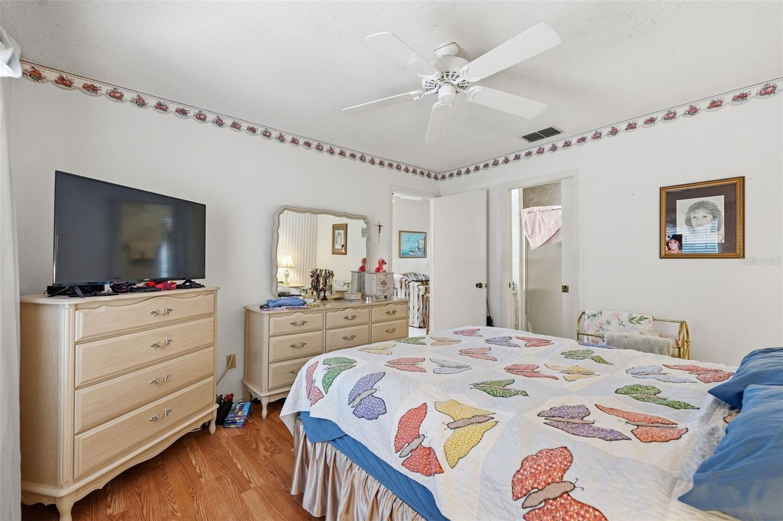 561 LAGUNA VISTA CT, LARGO, FL, 33771
