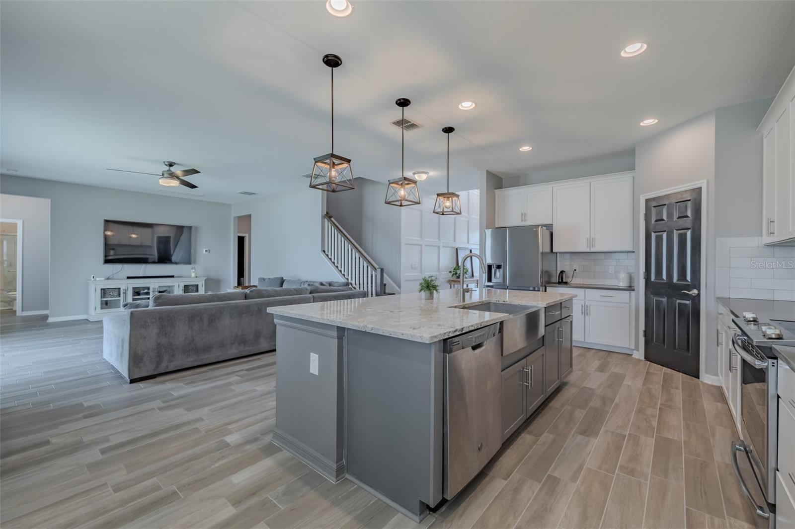 1686 CHERRY WALK RD, LUTZ, FL, 33558