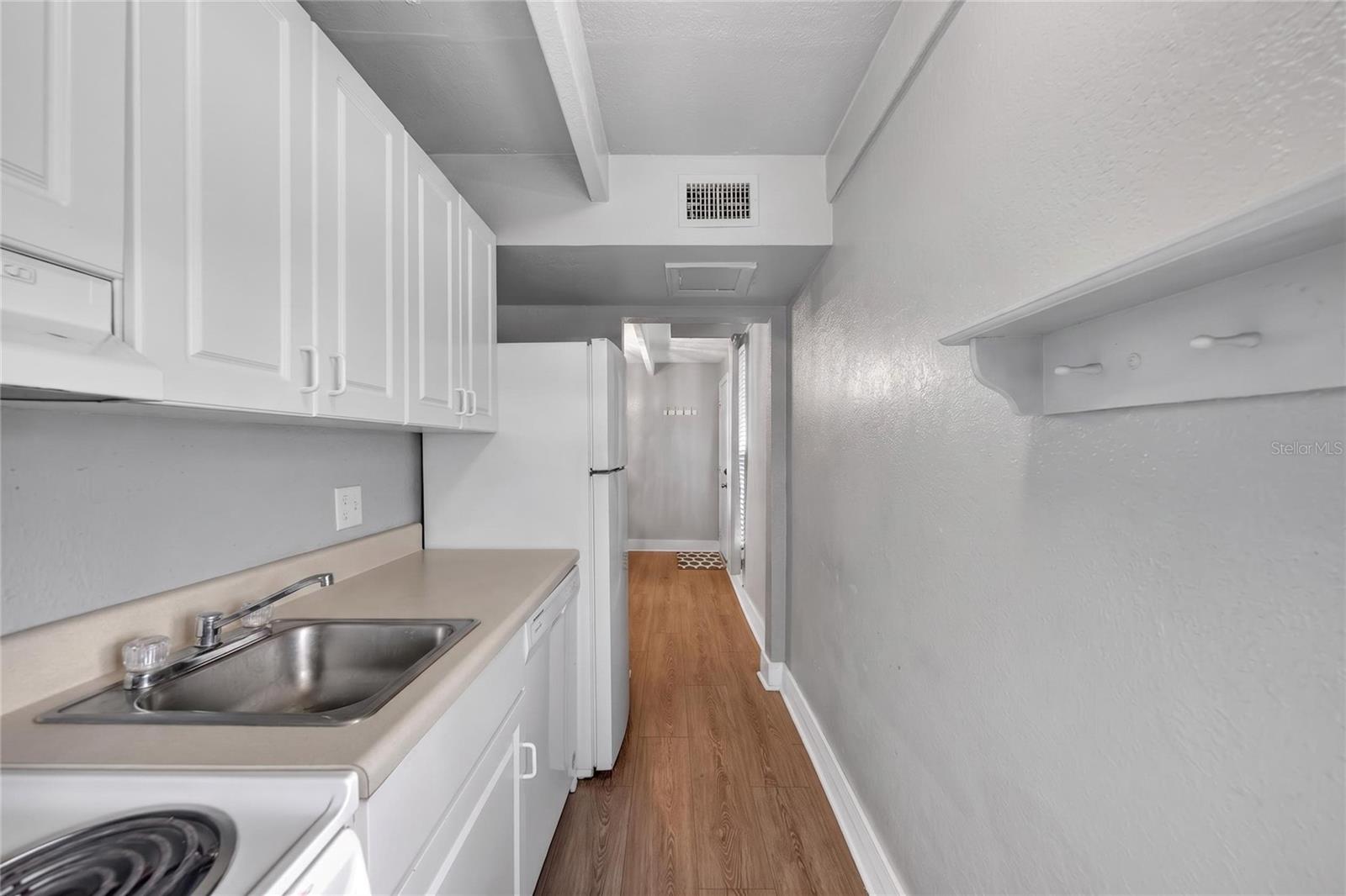 1513 CLUB CIR, LAKESHORE, FL, 33854