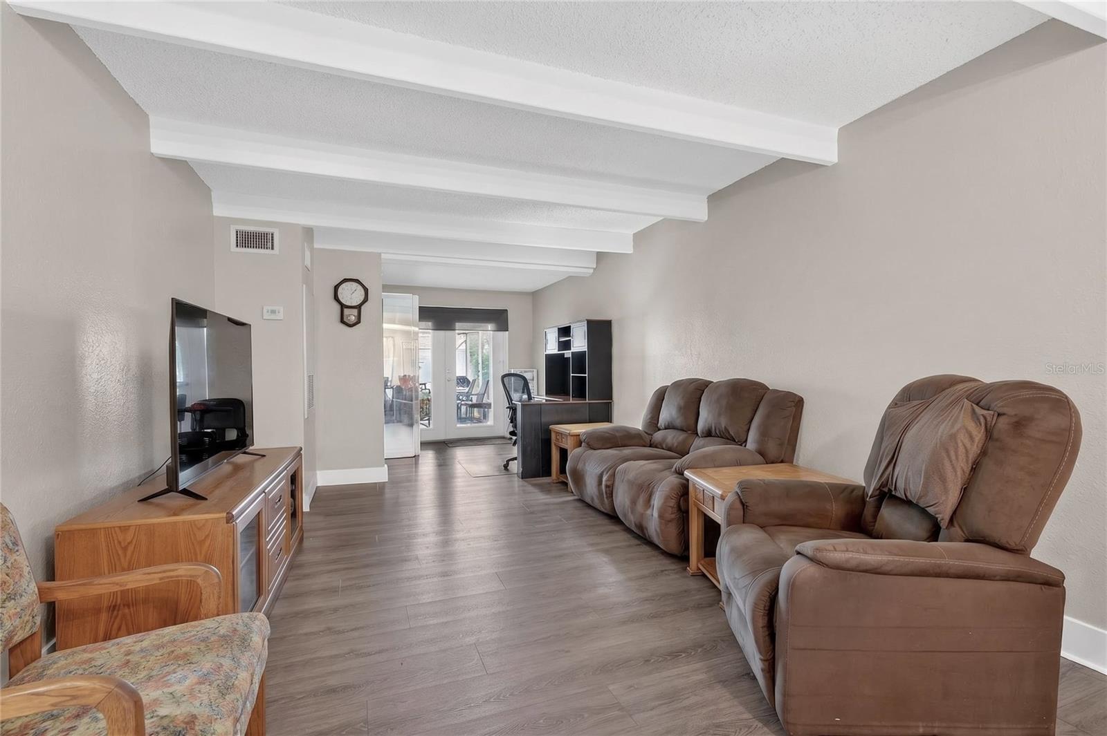1513 CLUB CIR, LAKESHORE, FL, 33854