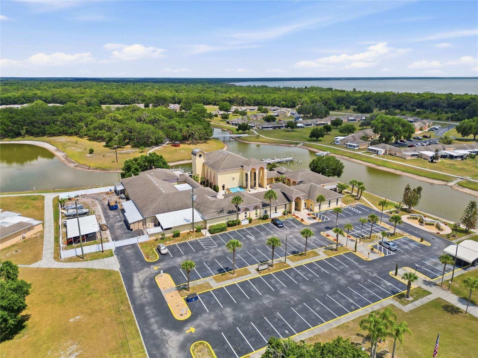 1513 CLUB CIR, LAKESHORE, FL, 33854