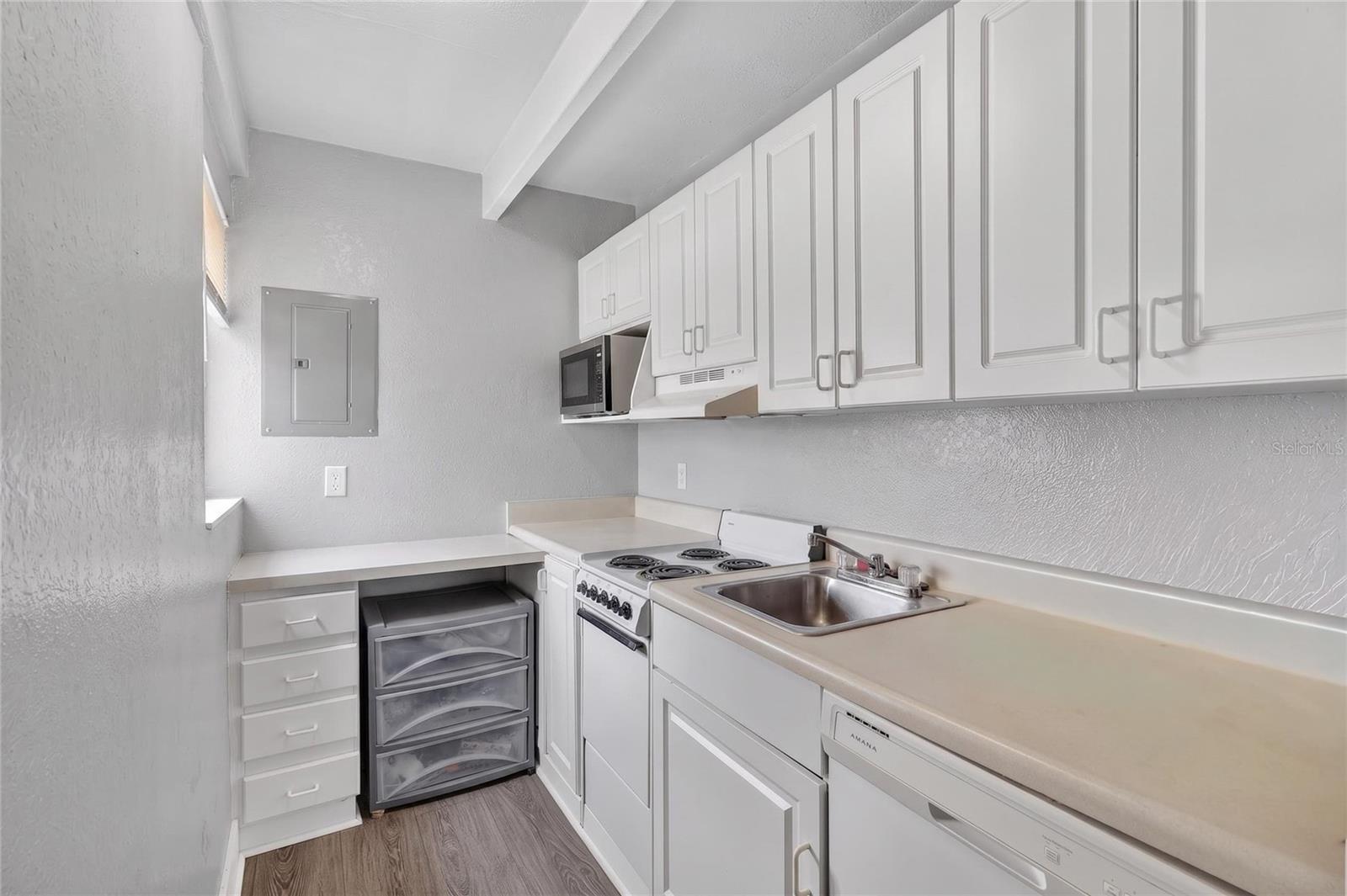 1513 CLUB CIR, LAKESHORE, FL, 33854