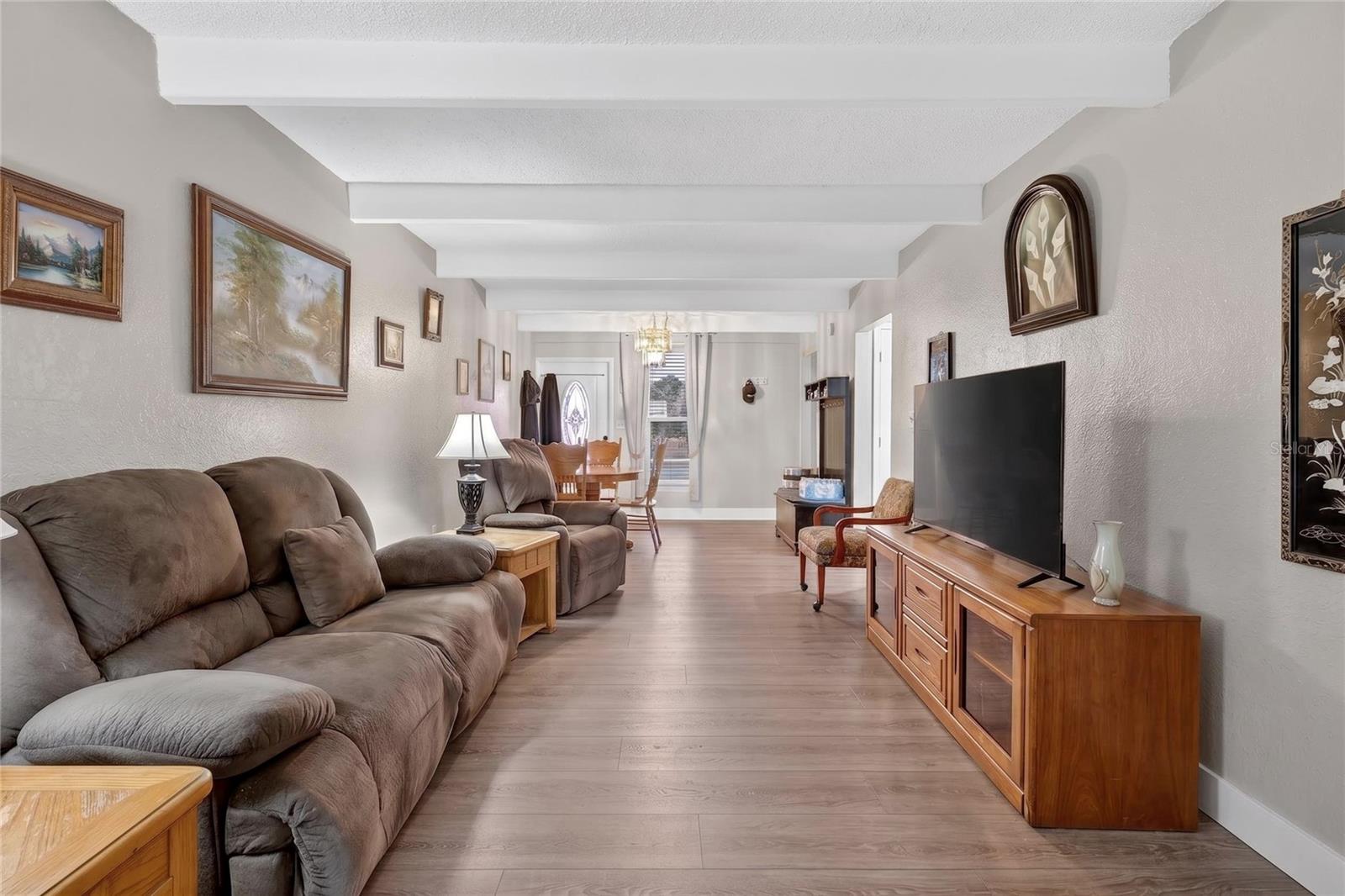 1513 CLUB CIR, LAKESHORE, FL, 33854
